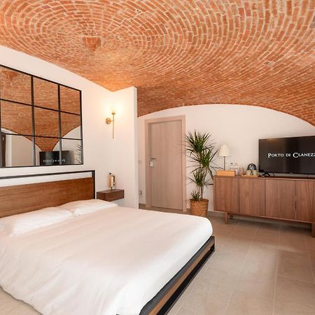 Porto Di Clanezzo Bed and Breakfast Eksteriør billede