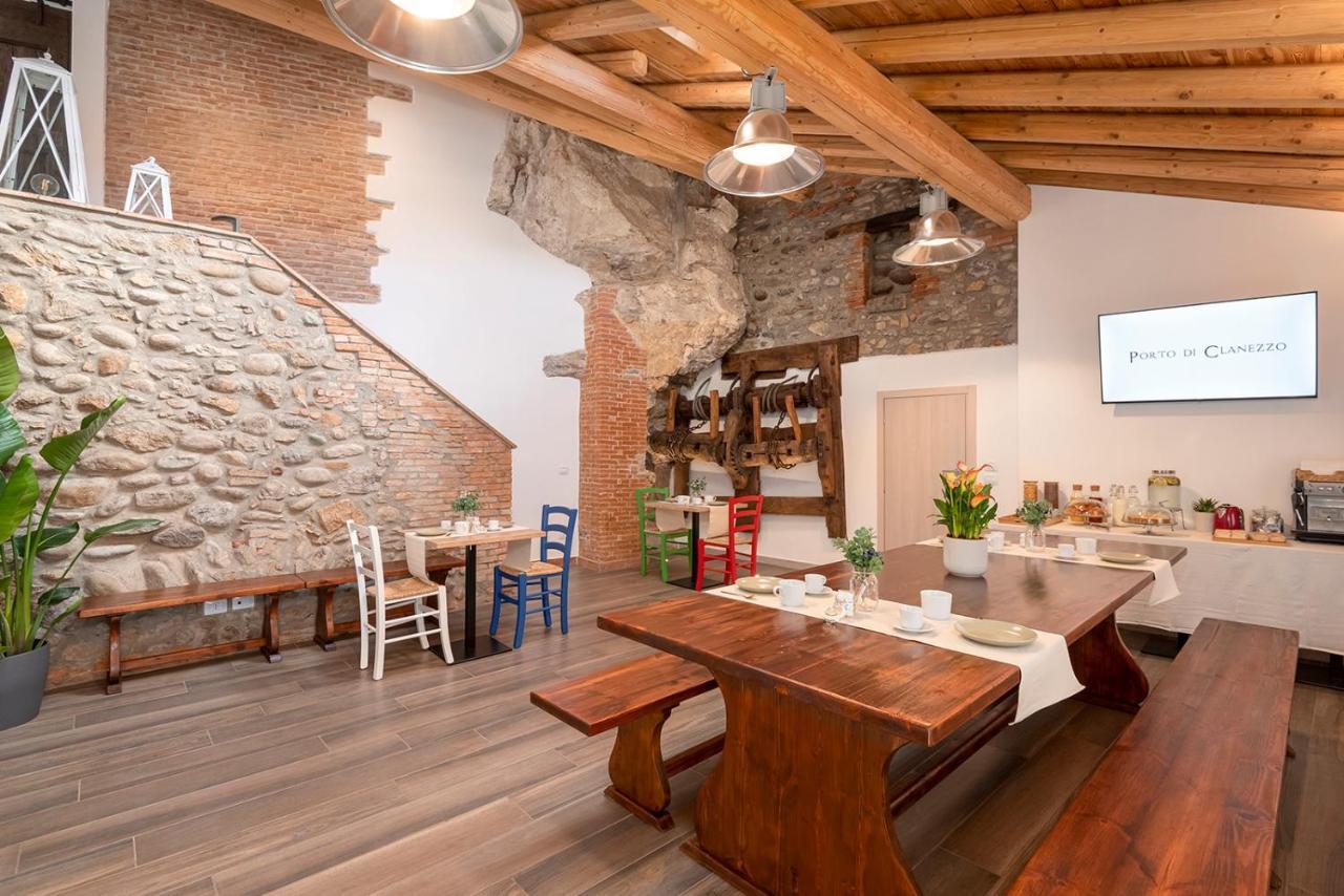 Porto Di Clanezzo Bed and Breakfast Eksteriør billede