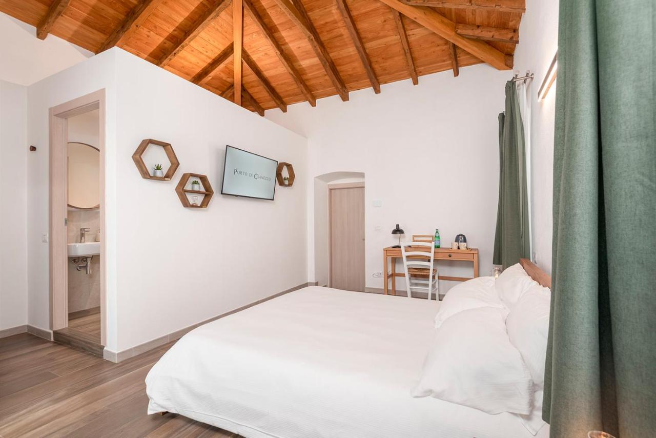 Porto Di Clanezzo Bed and Breakfast Eksteriør billede