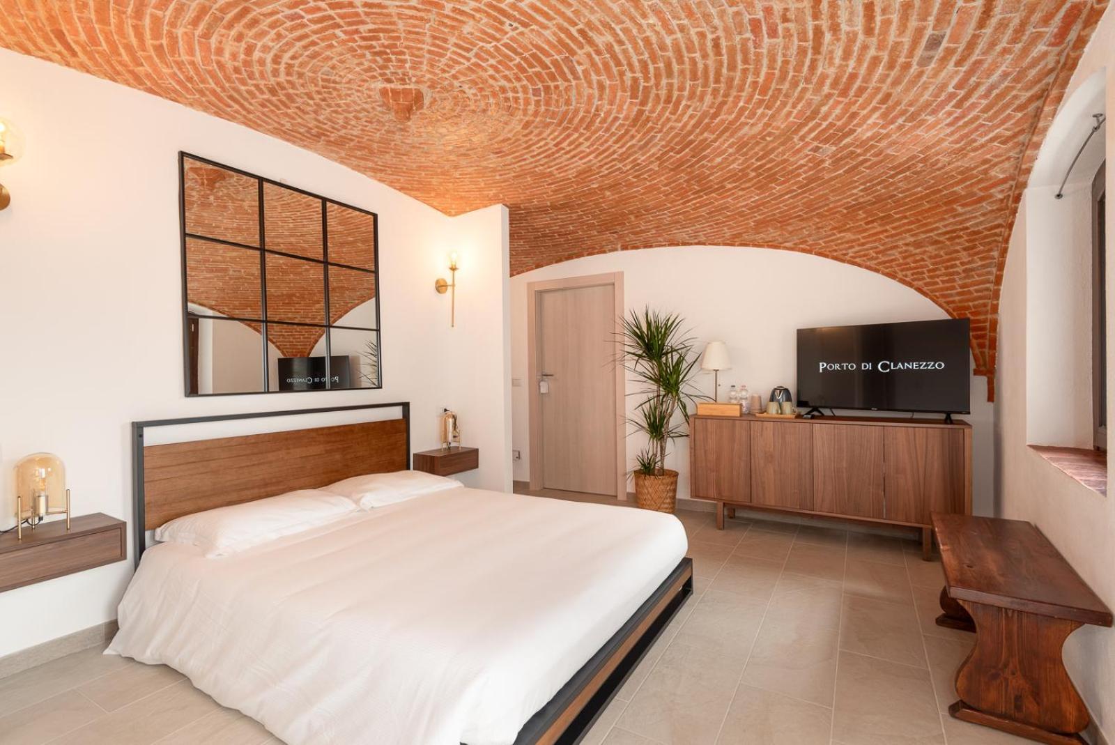 Porto Di Clanezzo Bed and Breakfast Eksteriør billede